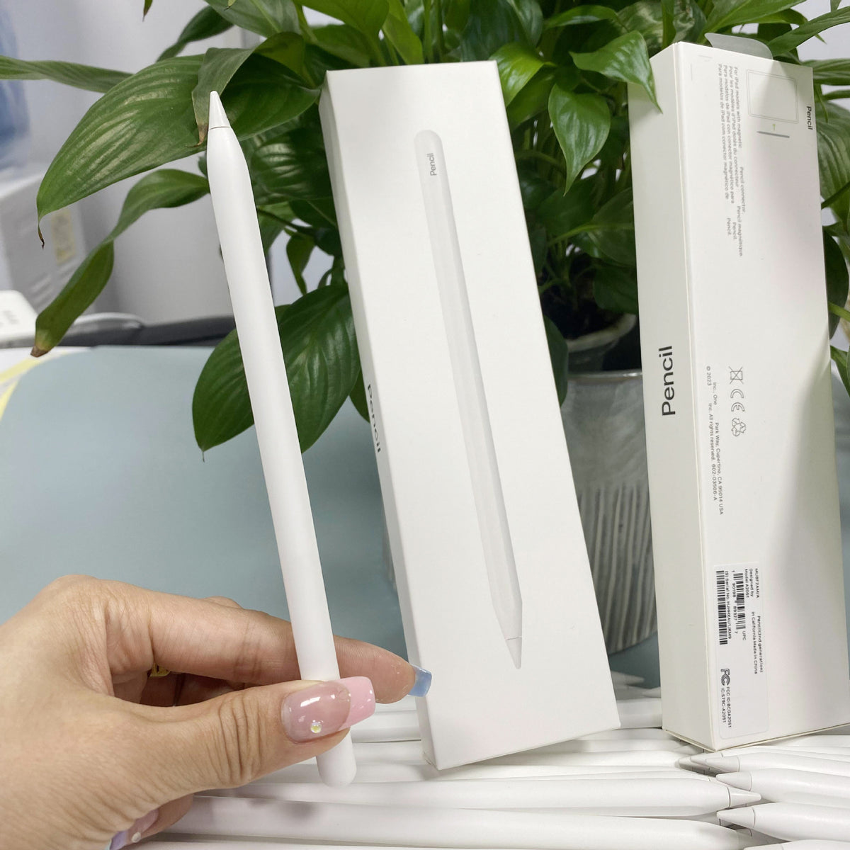 Magnetic Wireless Charging Stylus for Apple iPad